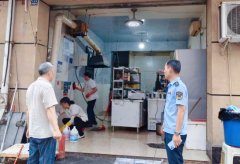 成都龙泉驿：给每份外卖加上“平安锁”